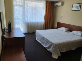 Отель Sandor Hotel Несебр Двухместный номер с 1 кроватью или 2 отдельными кроватями-24