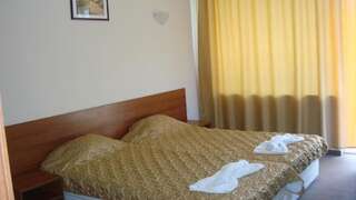 Отель Sandor Hotel Несебр Двухместный номер с 1 кроватью или 2 отдельными кроватями-33