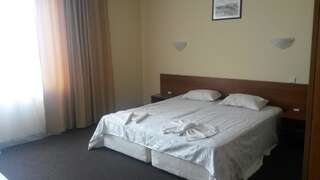 Отель Sandor Hotel Несебр Двухместный номер с 1 кроватью или 2 отдельными кроватями-53
