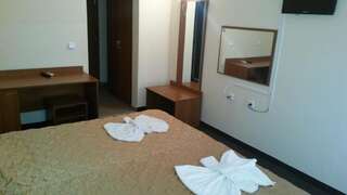 Отель Sandor Hotel Несебр Двухместный номер с 1 кроватью или 2 отдельными кроватями-57